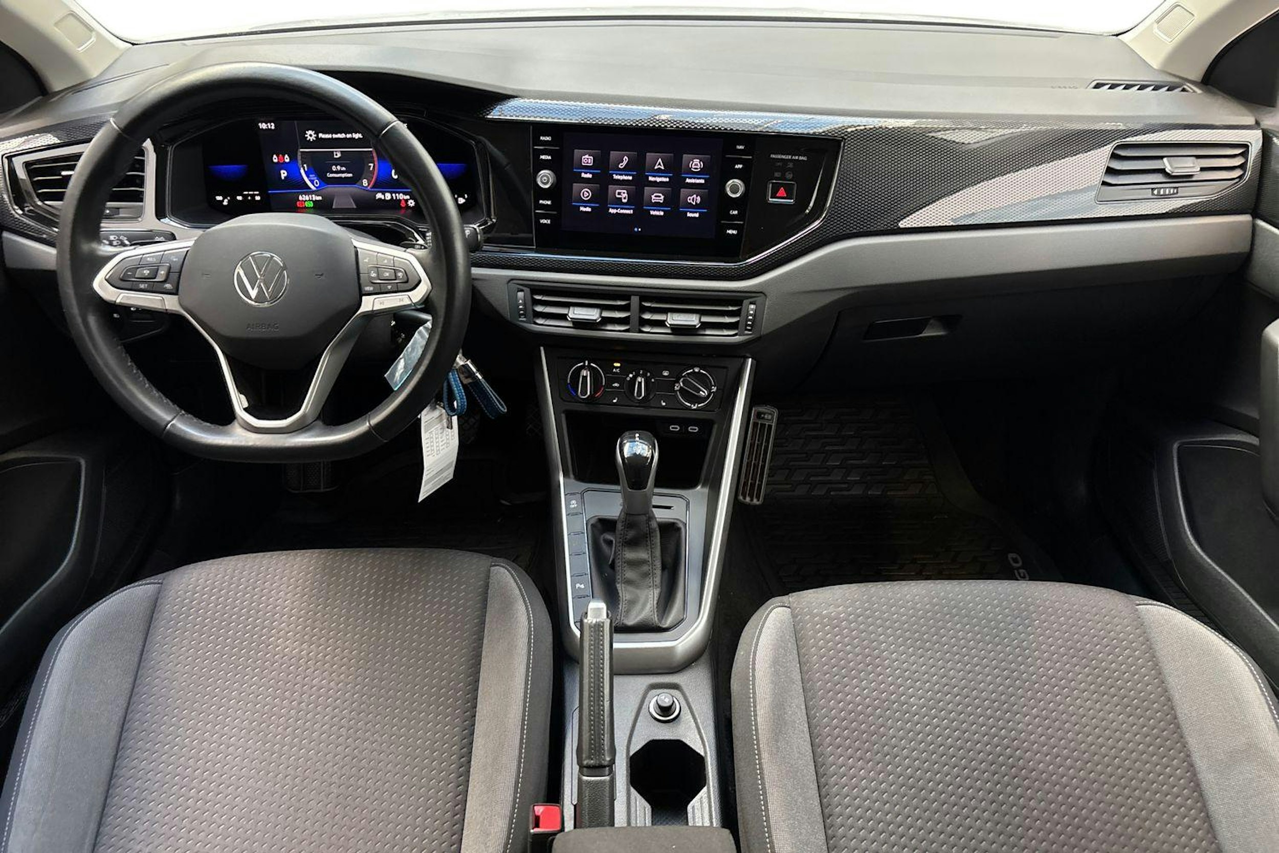 valkoinen Volkswagen Taigo 2022 kuva 9.