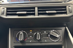 valkoinen Volkswagen Taigo 2022 kuva 24.
