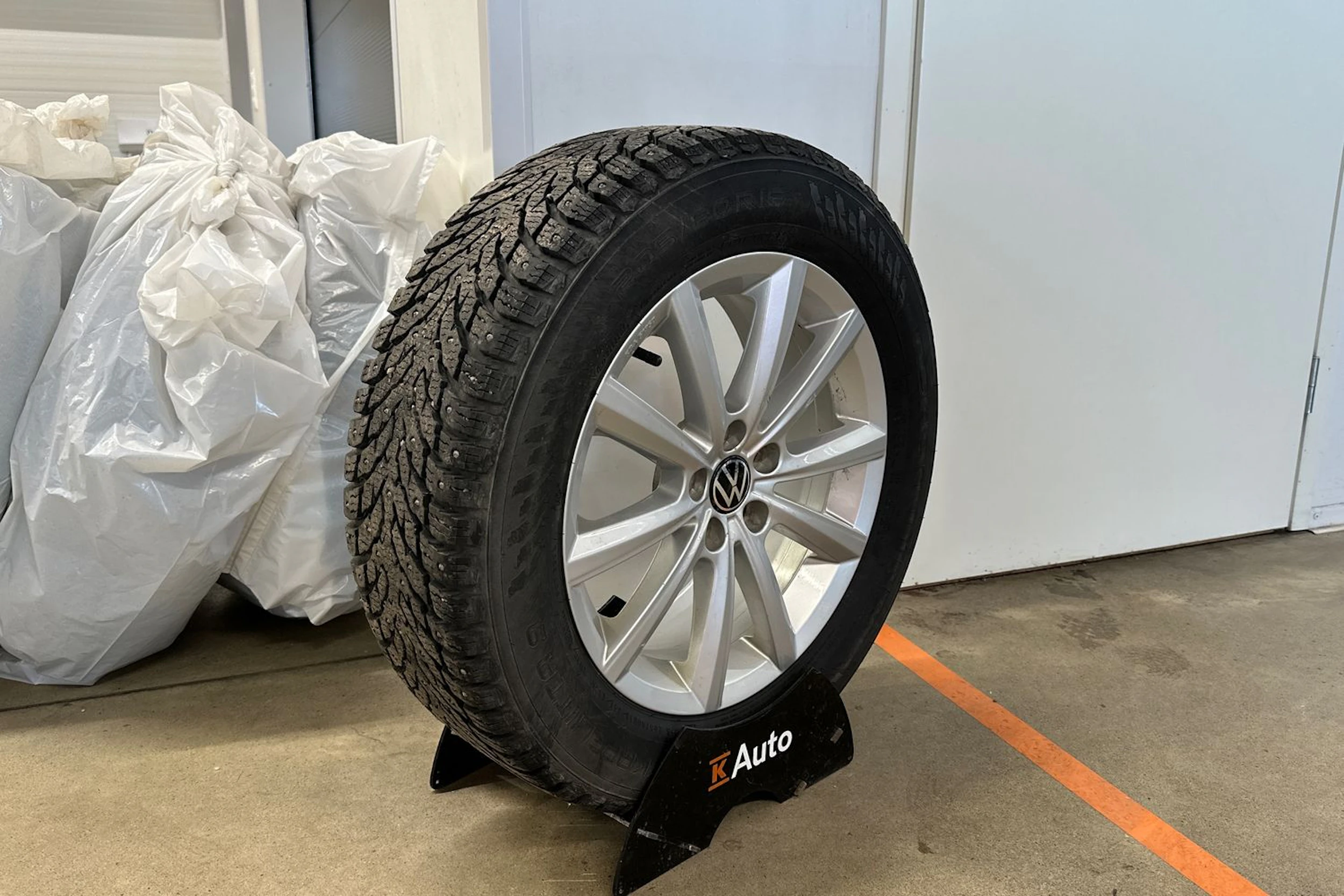 Valkoinen Volkswagen Taigo 2022 kuva 13.