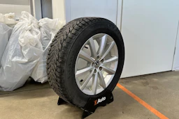 Valkoinen Volkswagen Taigo 2022 kuva 13.