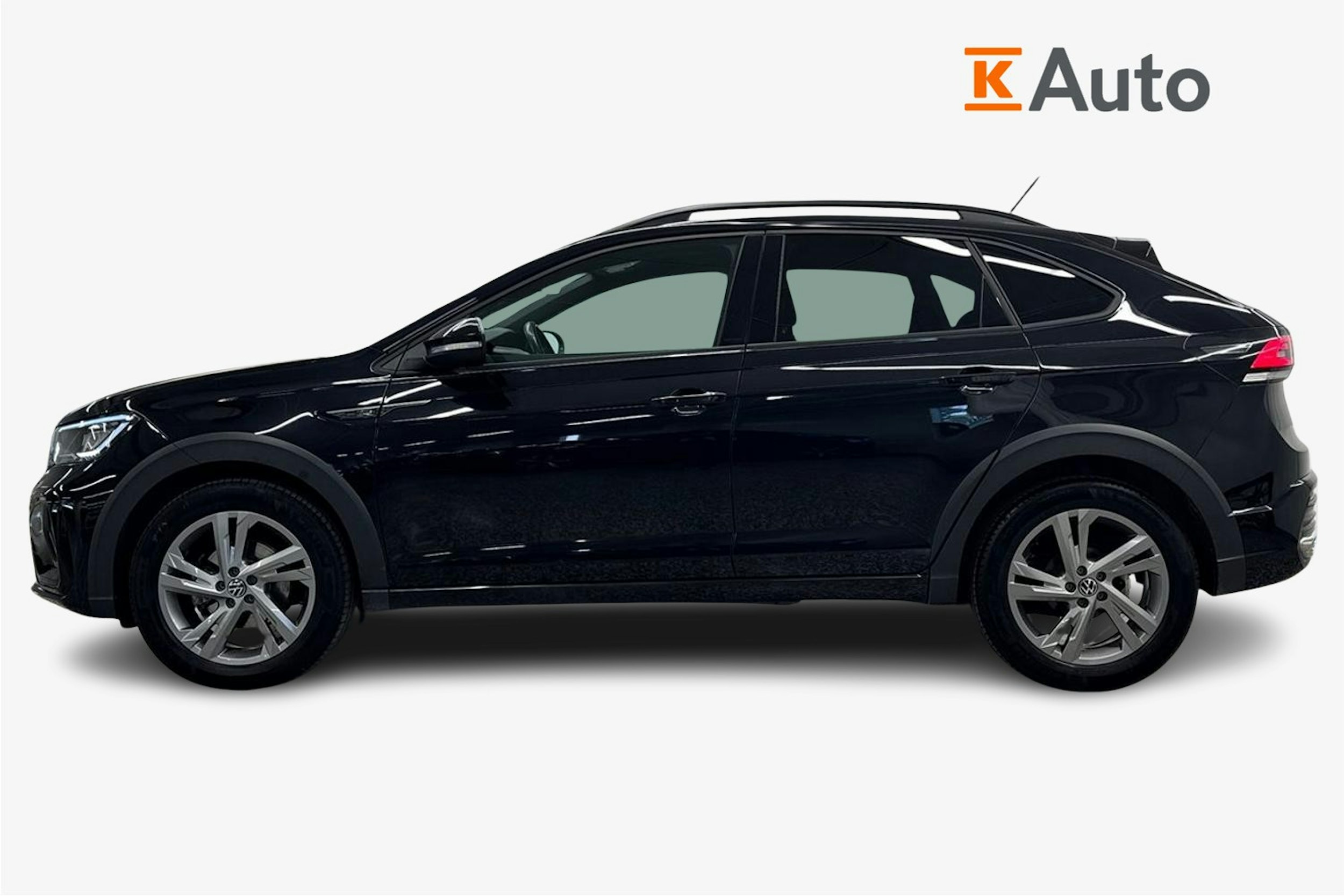 Musta Volkswagen Taigo 2022 kuva 6.