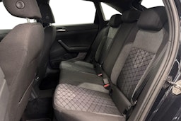 Musta Volkswagen Taigo 2022 kuva 10.
