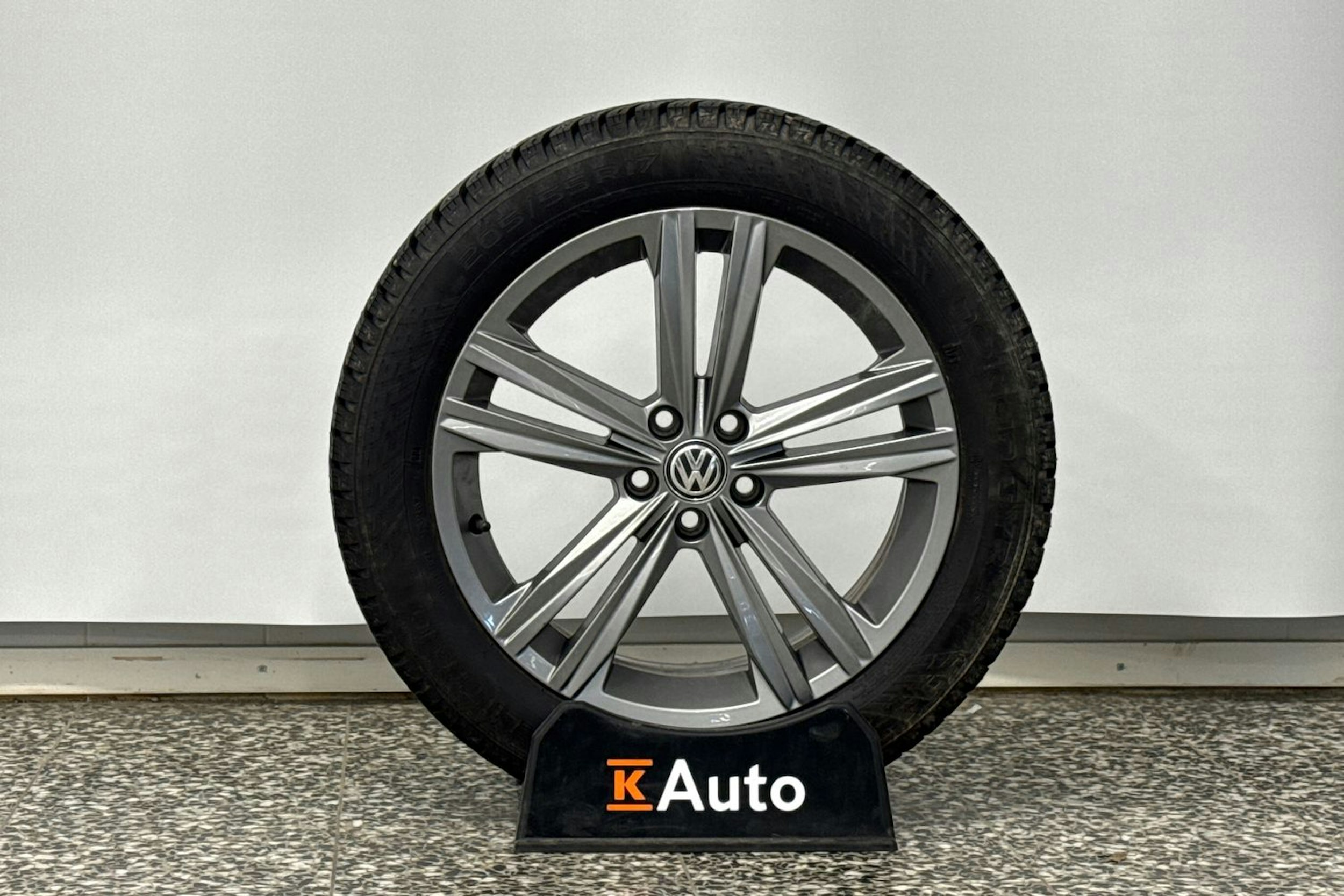 Musta Volkswagen Taigo 2022 kuva 38.