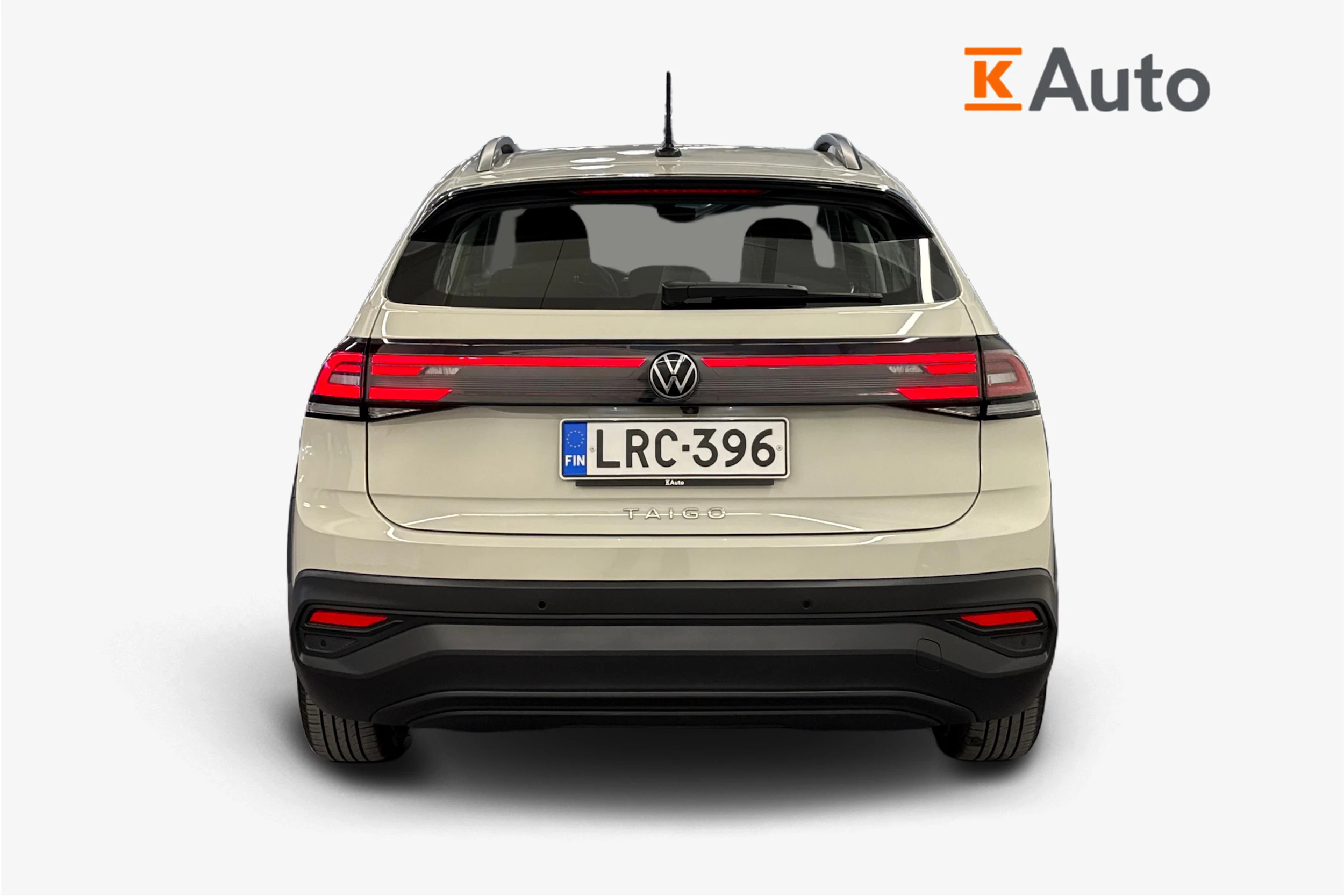 harmaa Volkswagen Taigo 2022 kuva 4.