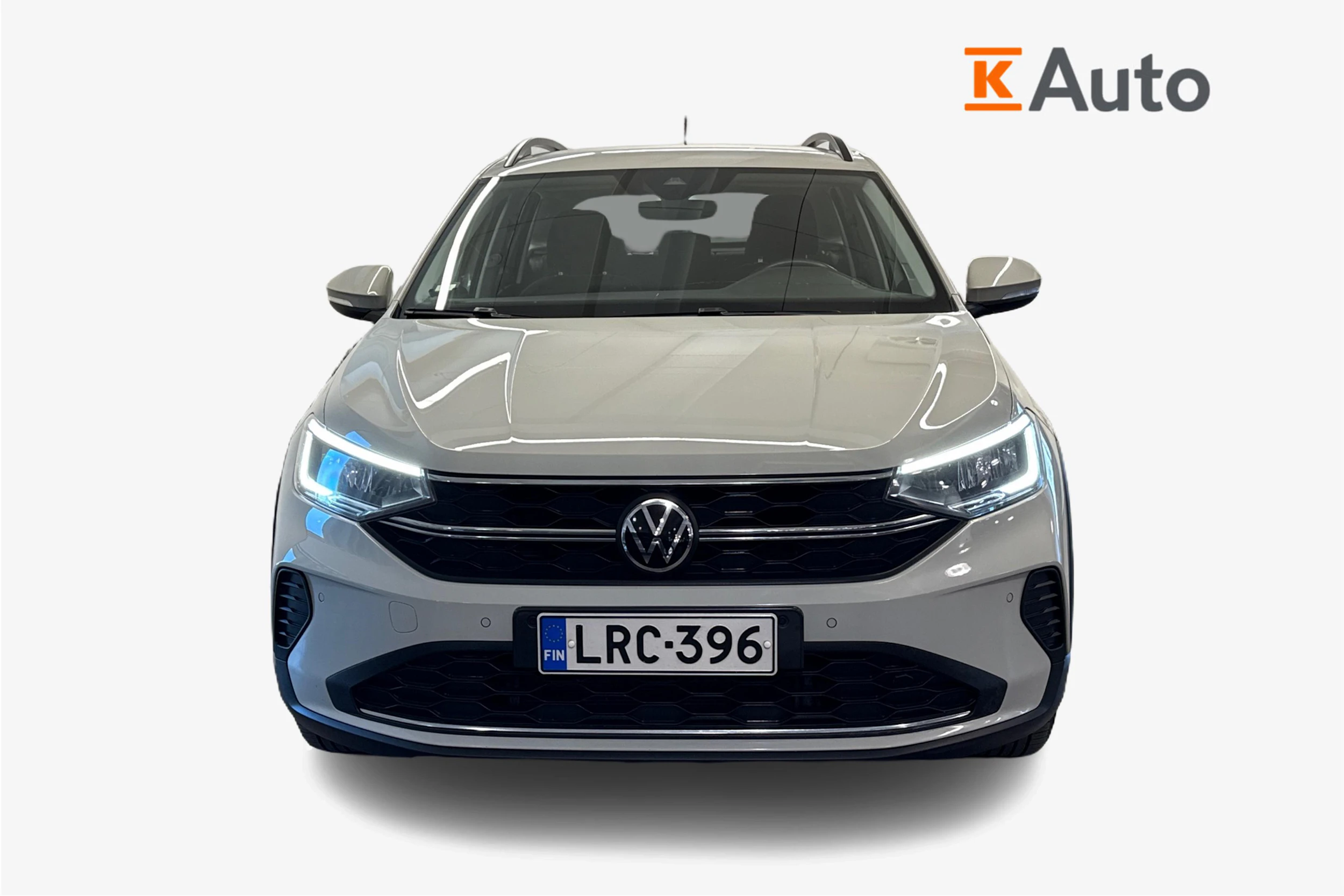 harmaa Volkswagen Taigo 2022 kuva 5.