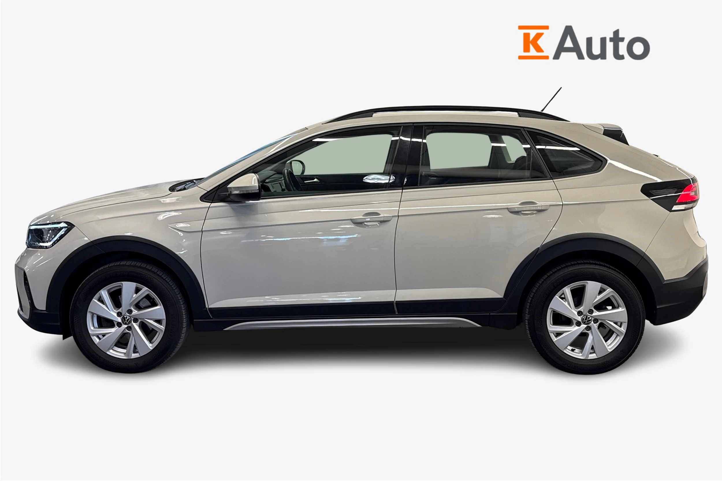 harmaa Volkswagen Taigo 2022 kuva 7.