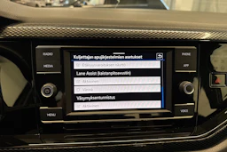 harmaa Volkswagen Taigo 2022 kuva 31.