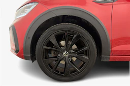 punainen Volkswagen Taigo 2022 kuva 9.