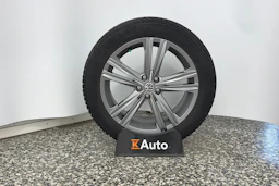punainen Volkswagen Taigo 2022 kuva 10.