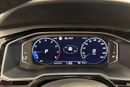 punainen Volkswagen Taigo 2022 kuva 13.