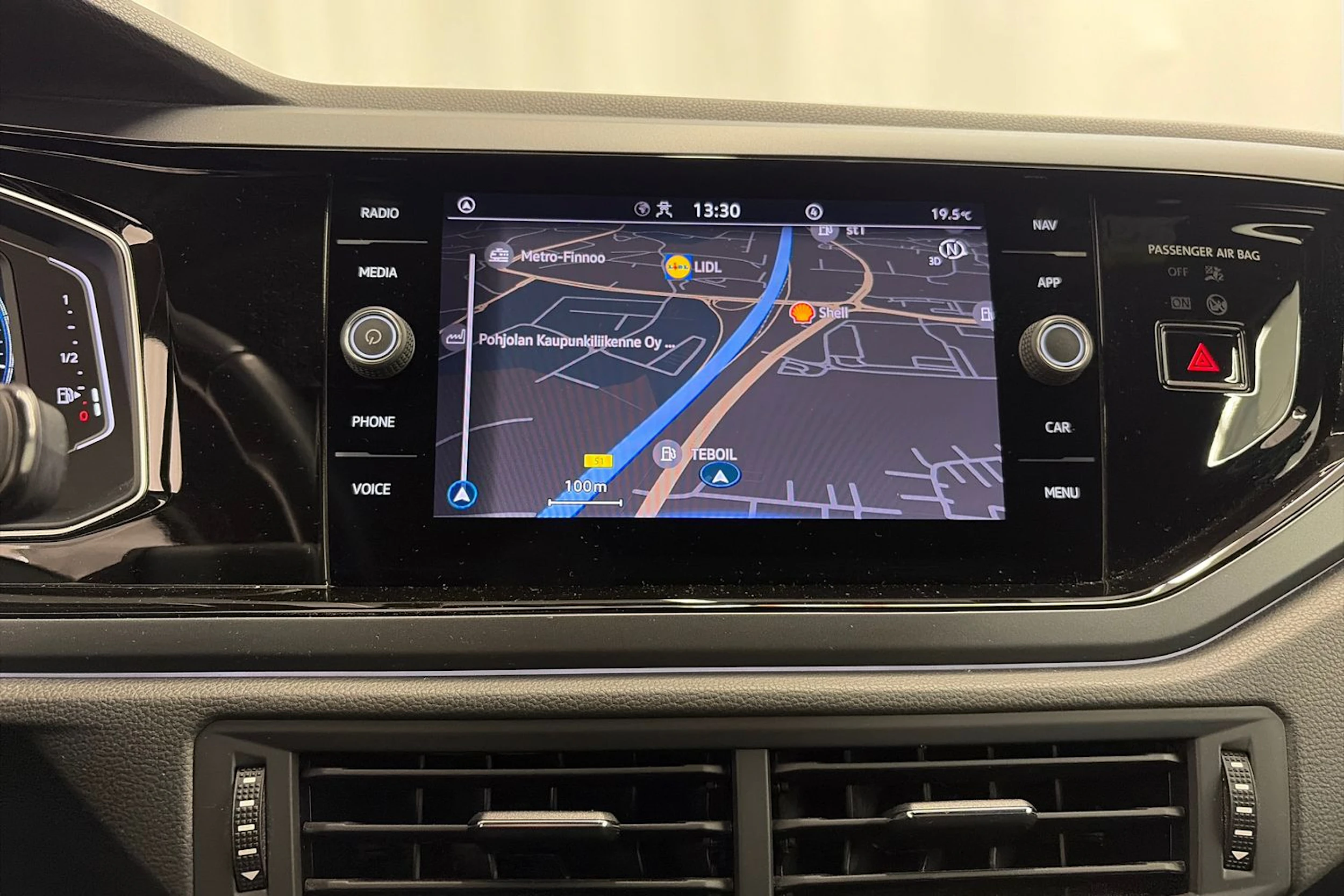 punainen Volkswagen Taigo 2022 kuva 16.