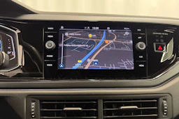 punainen Volkswagen Taigo 2022 kuva 16.
