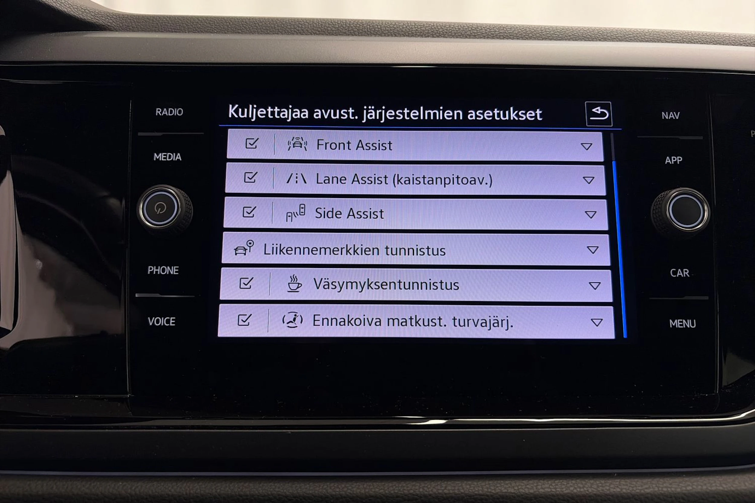 punainen Volkswagen Taigo 2022 kuva 20.