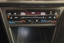 punainen Volkswagen Taigo 2022 kuva 21.