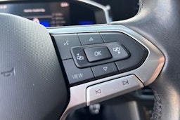 met. punainen Volkswagen Taigo 2022 kuva 18.