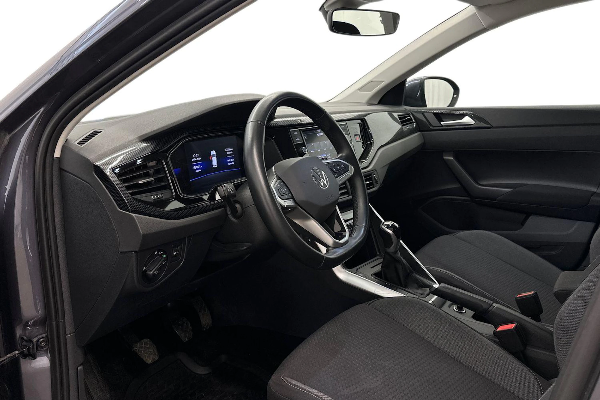 harmaa Volkswagen Taigo 2022 kuva 6.