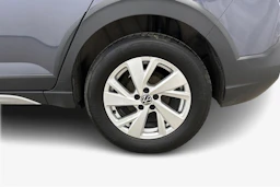 harmaa Volkswagen Taigo 2022 kuva 9.