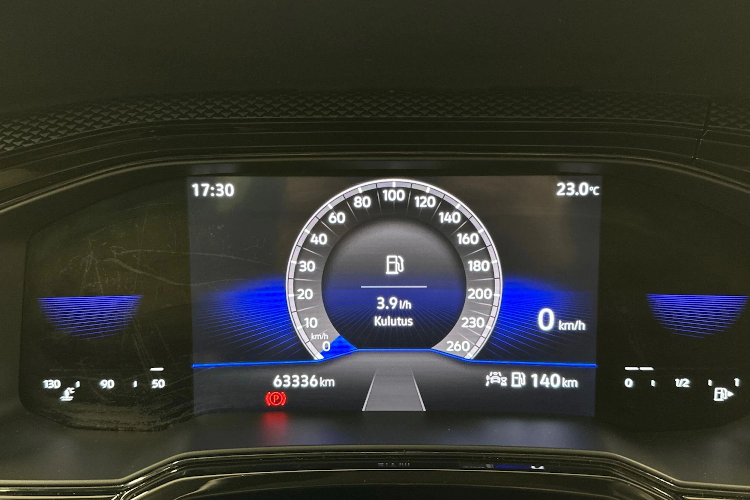 harmaa Volkswagen Taigo 2022 kuva 13.