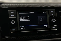 musta Volkswagen Taigo 2022 kuva 18.