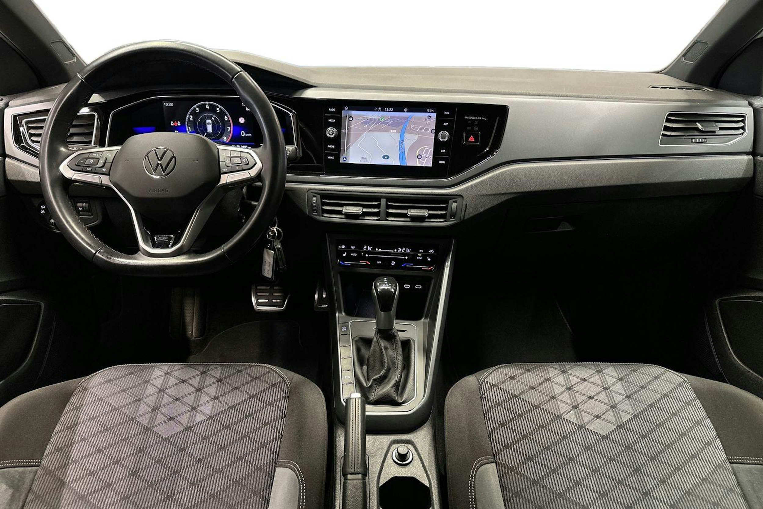valkoinen Volkswagen Taigo 2022 kuva 9.