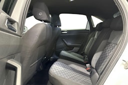 valkoinen Volkswagen Taigo 2022 kuva 10.