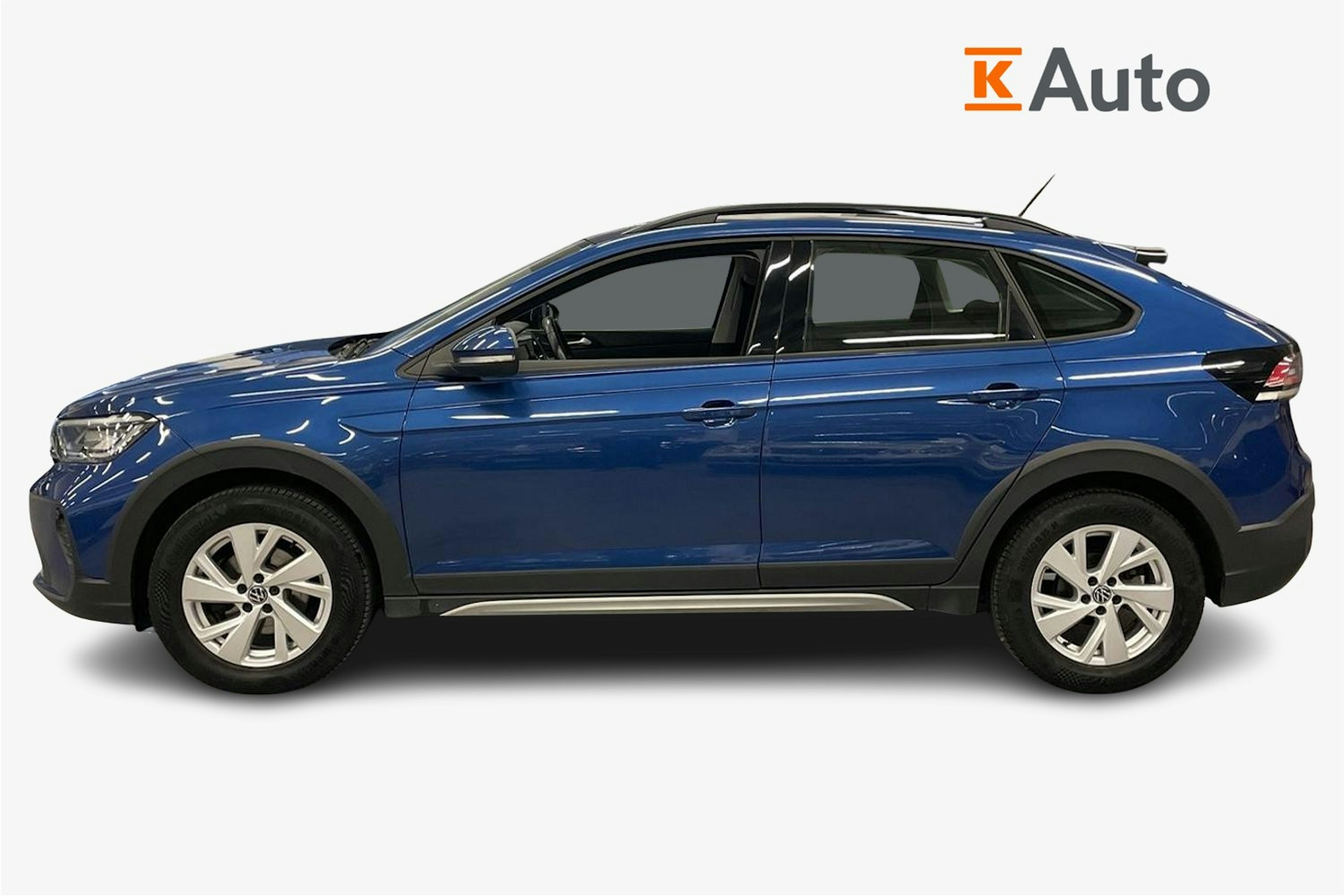 Sininen Volkswagen Taigo 2022 kuva 6.