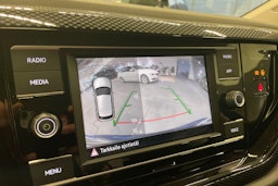 Sininen Volkswagen Taigo 2022 kuva 16.