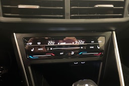 Sininen Volkswagen Taigo 2022 kuva 17.