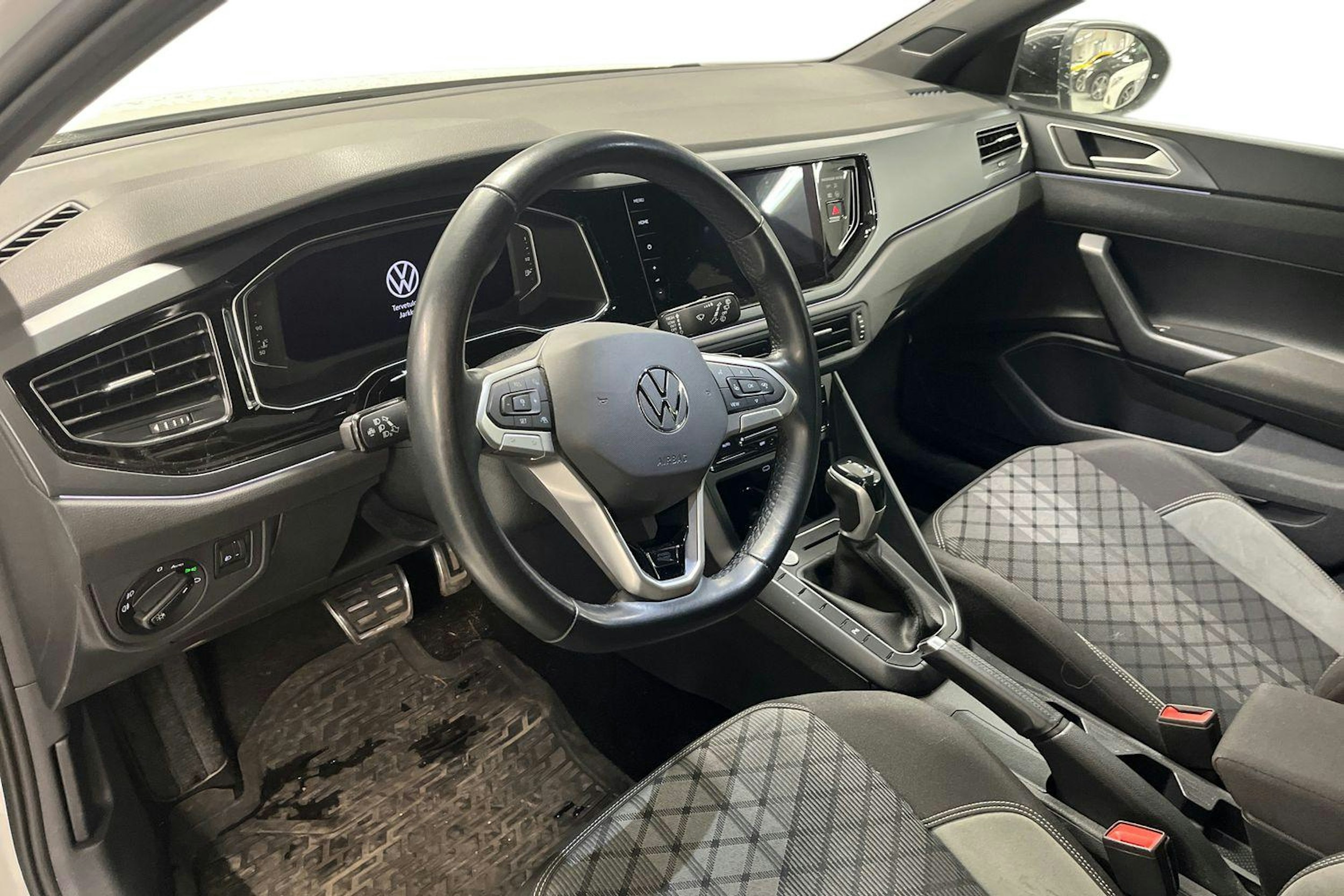 valkoinen Volkswagen Taigo 2022 kuva 3.