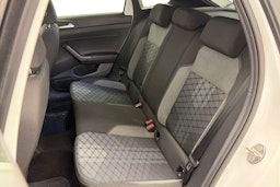 valkoinen Volkswagen Taigo 2022 kuva 10.