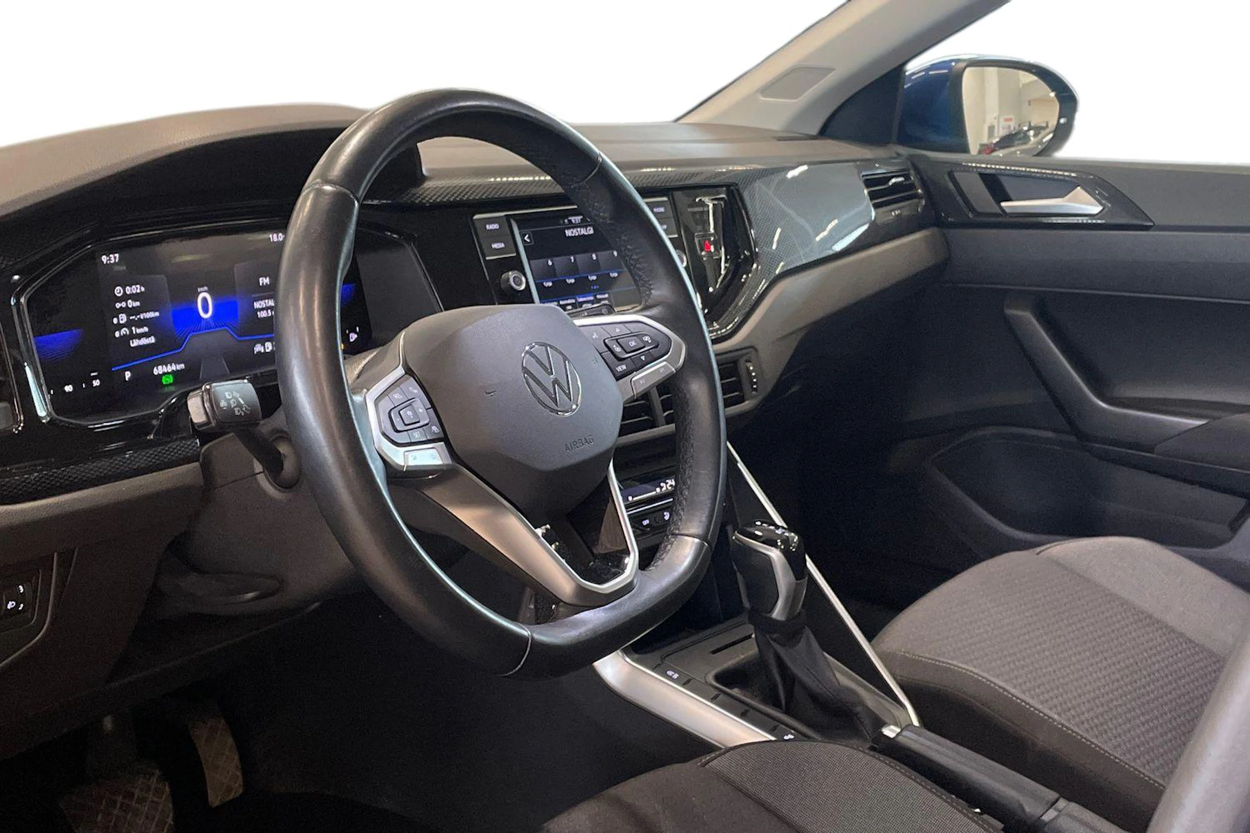 sininen Volkswagen Taigo 2022 kuva 6.