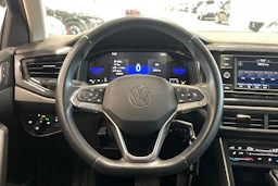 sininen Volkswagen Taigo 2022 kuva 12.