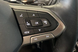 sininen Volkswagen Taigo 2022 kuva 13.