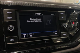 sininen Volkswagen Taigo 2022 kuva 18.