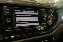 sininen Volkswagen Taigo 2022 kuva 20.