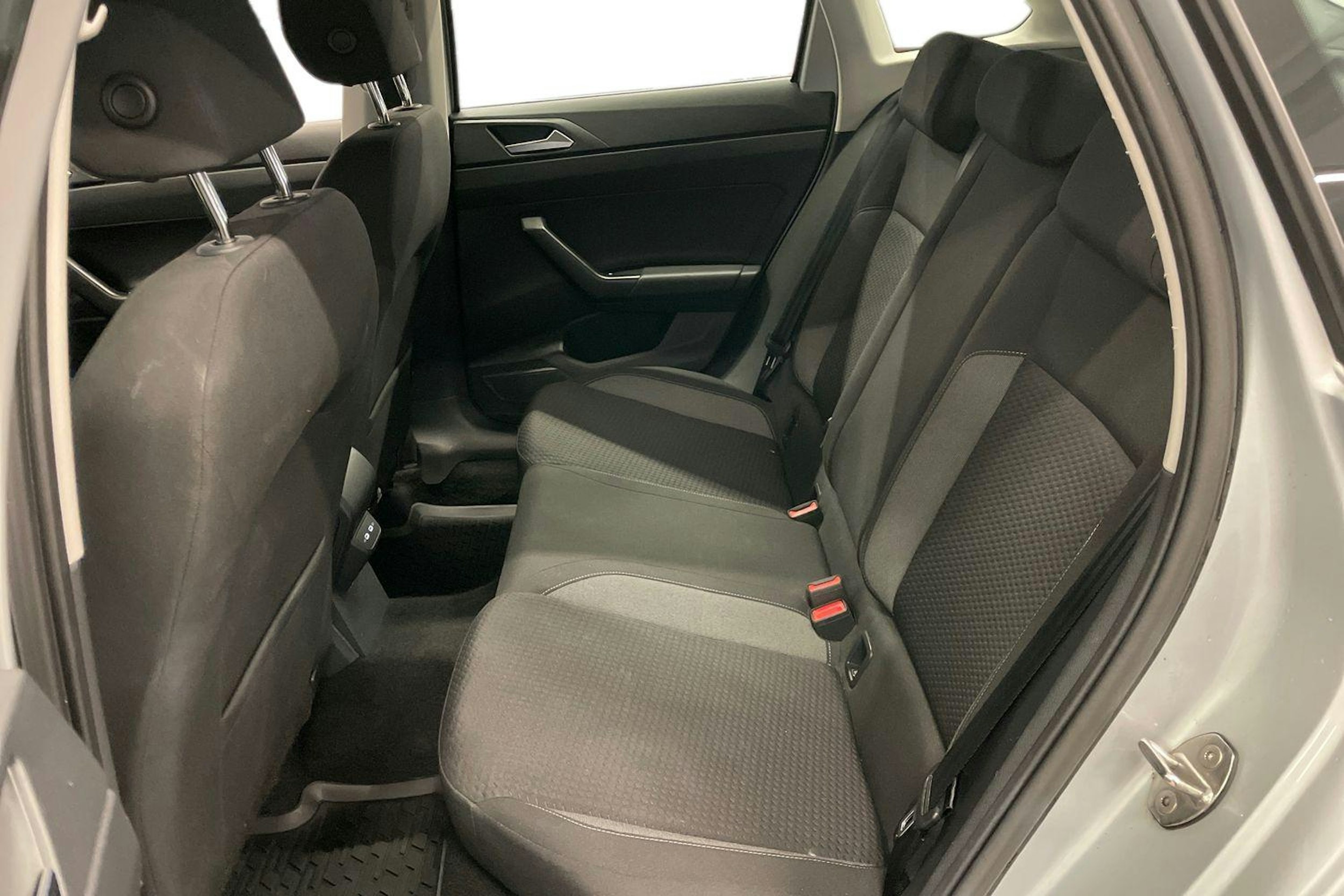 met. Harmaa Volkswagen Taigo 2022 kuva 8.