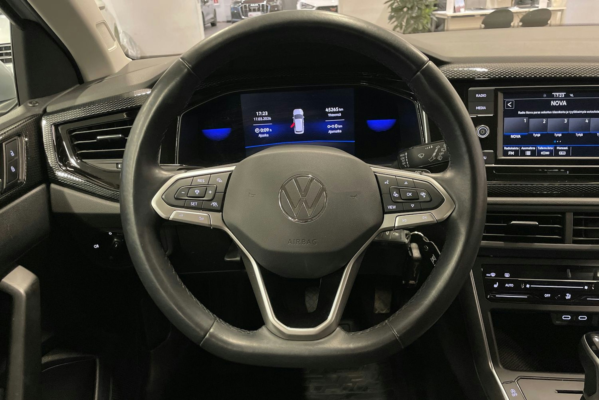 met. Harmaa Volkswagen Taigo 2022 kuva 19.