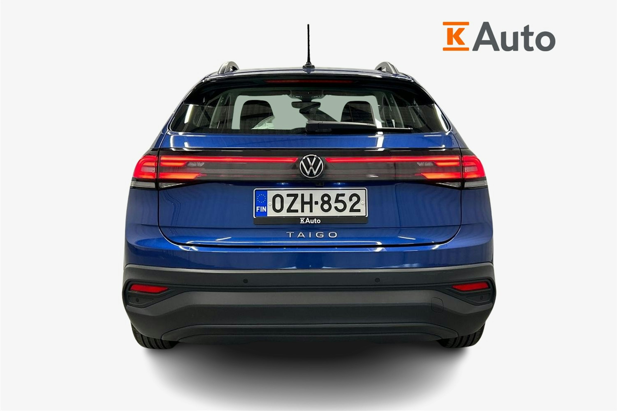 sininen Volkswagen Taigo 2022 kuva 3.