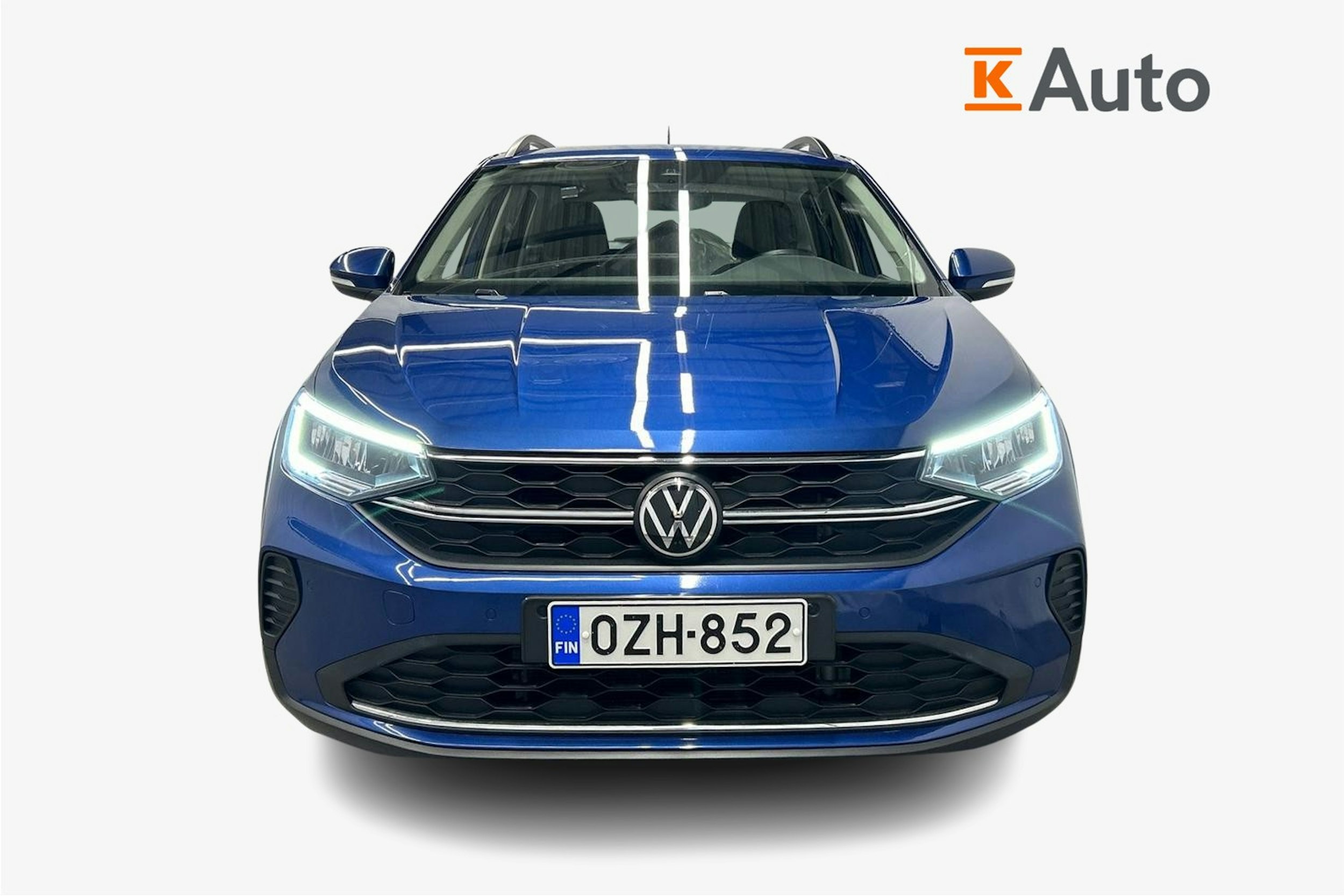 sininen Volkswagen Taigo 2022 kuva 5.