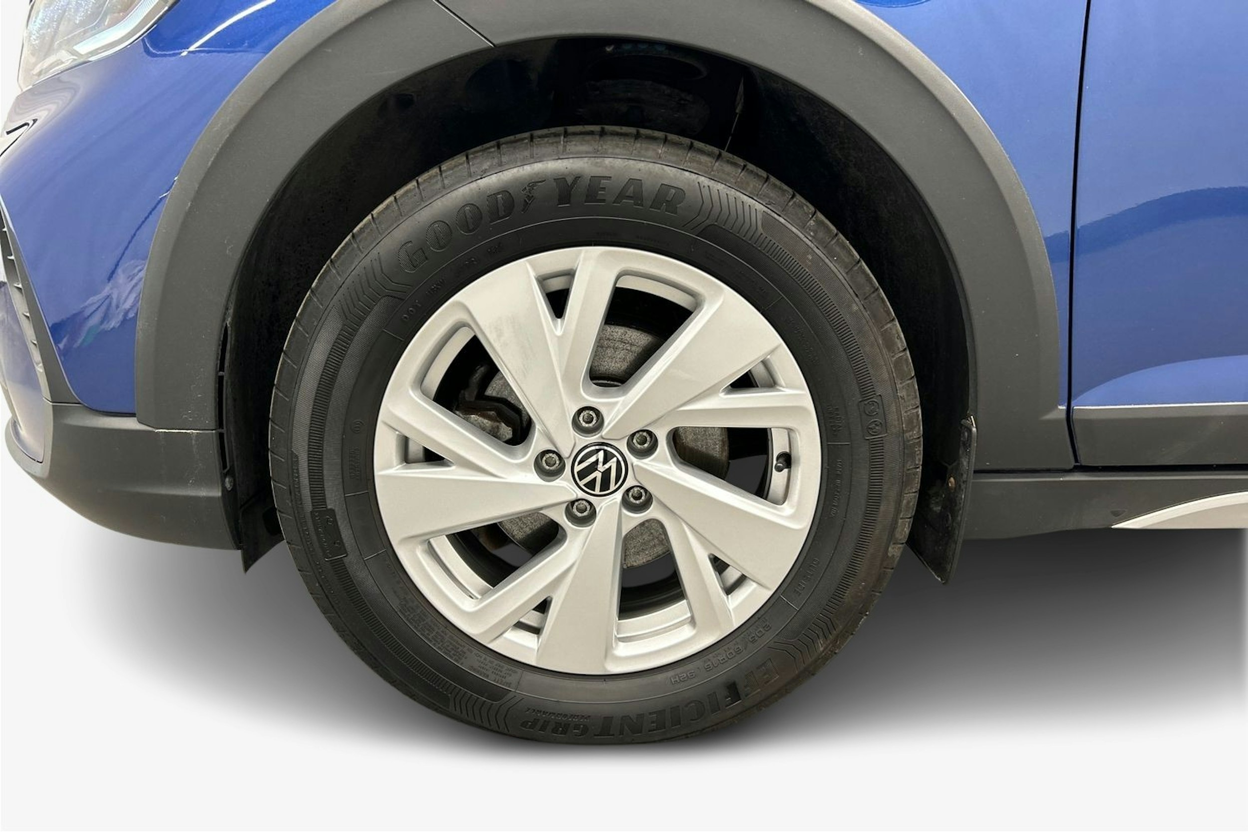 sininen Volkswagen Taigo 2022 kuva 11.