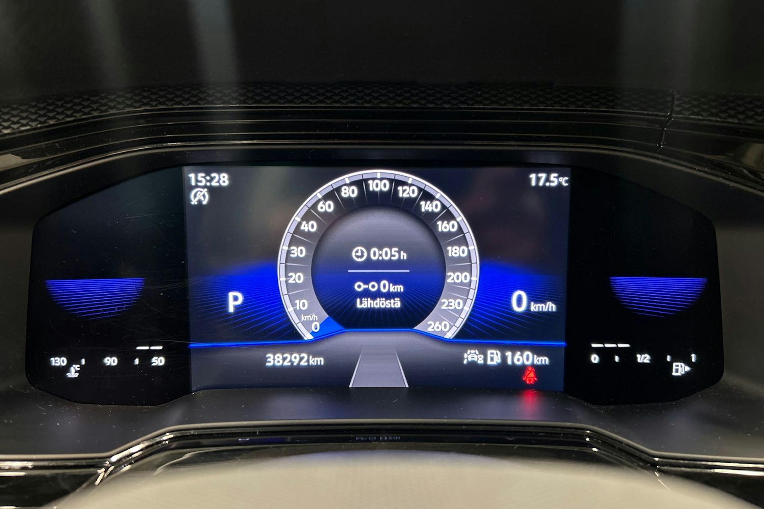sininen Volkswagen Taigo 2022 kuva 18.