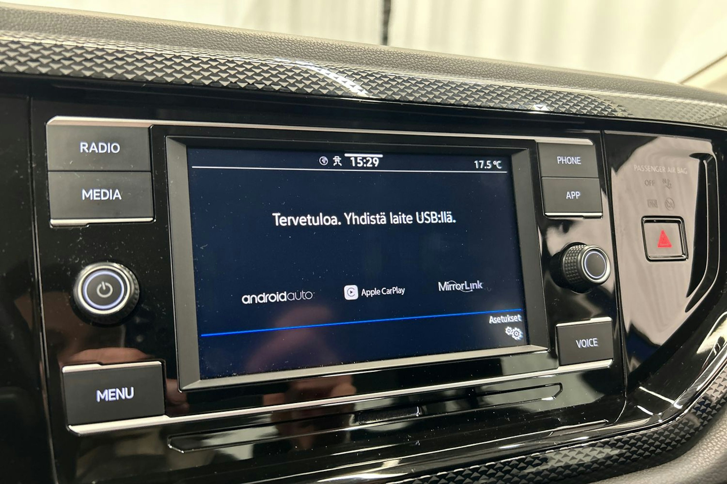 sininen Volkswagen Taigo 2022 kuva 23.