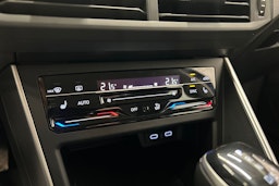 sininen Volkswagen Taigo 2022 kuva 24.