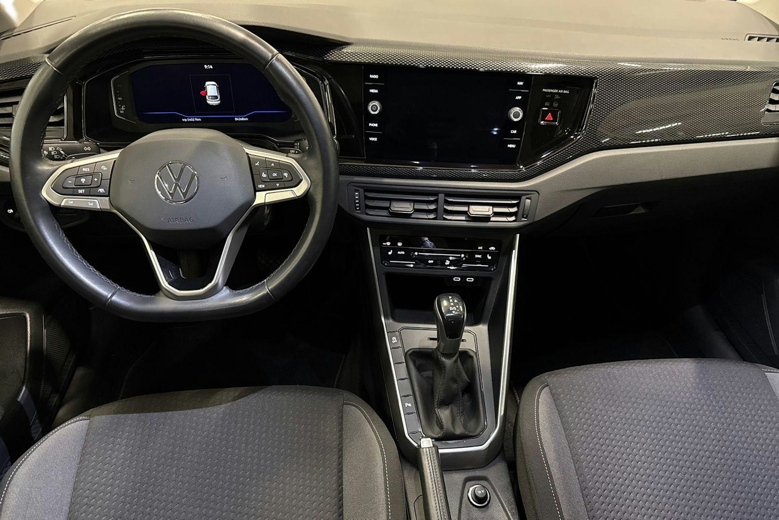 sininen Volkswagen Taigo 2022 kuva 9.