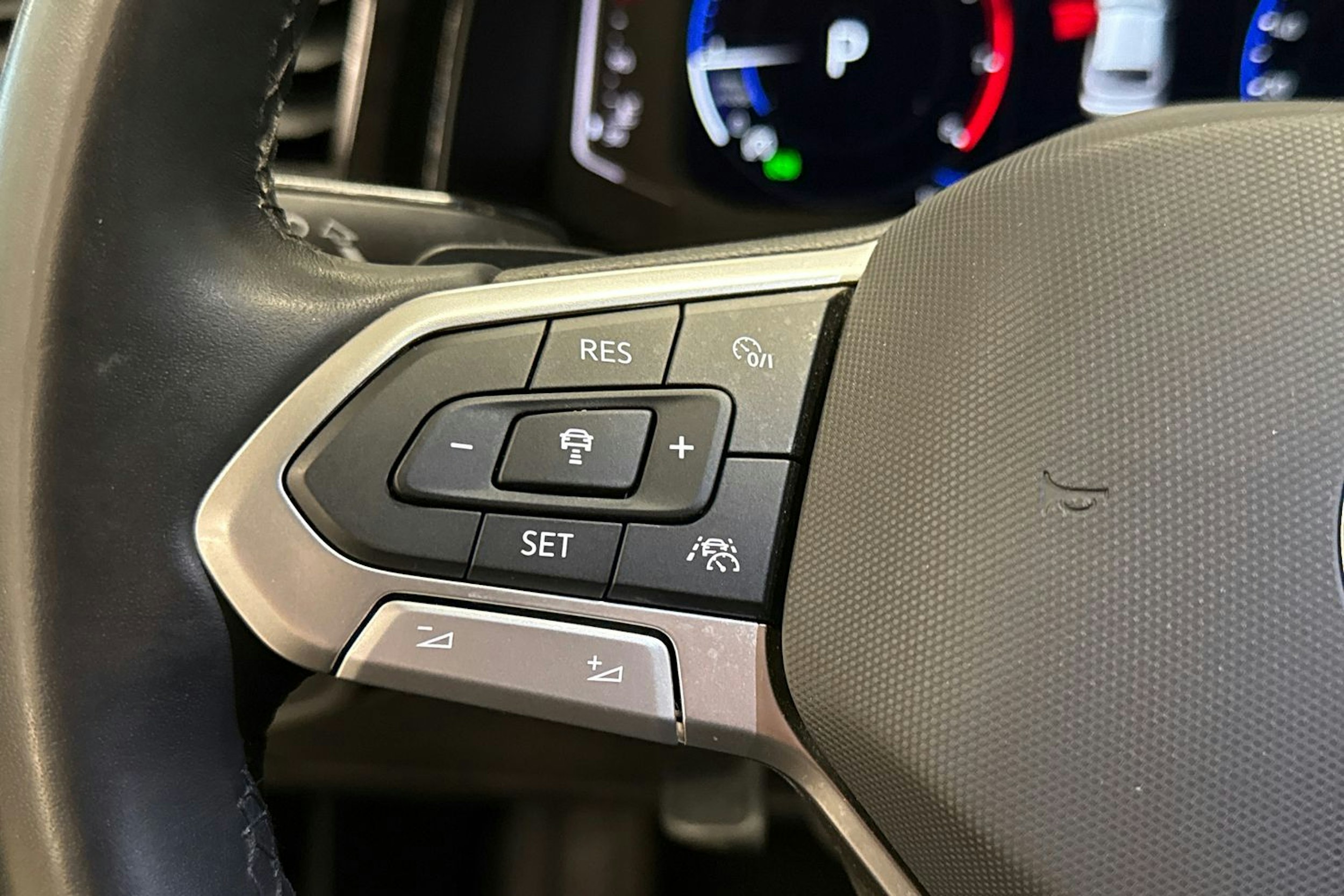 sininen Volkswagen Taigo 2022 kuva 17.