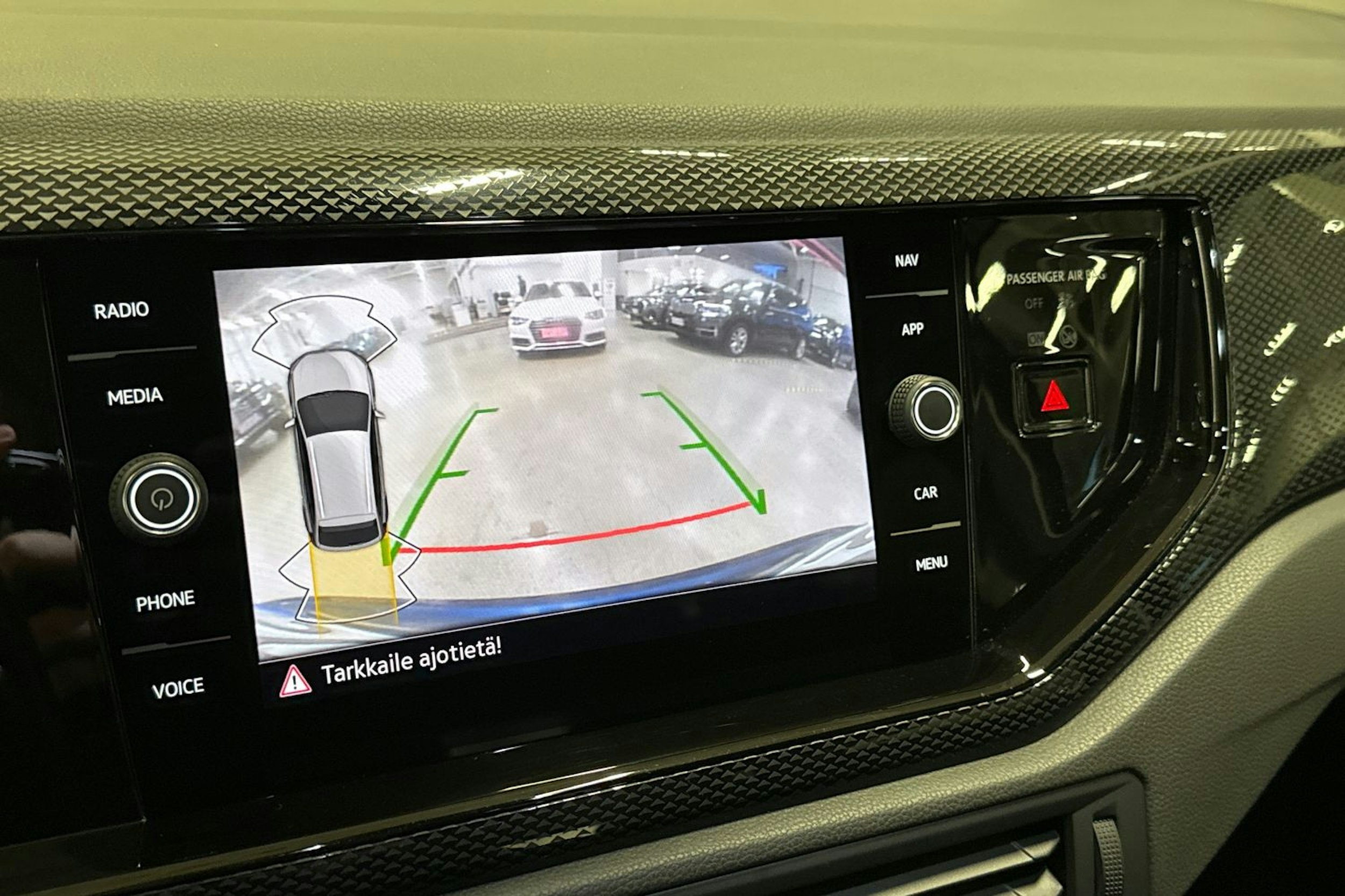 sininen Volkswagen Taigo 2022 kuva 19.