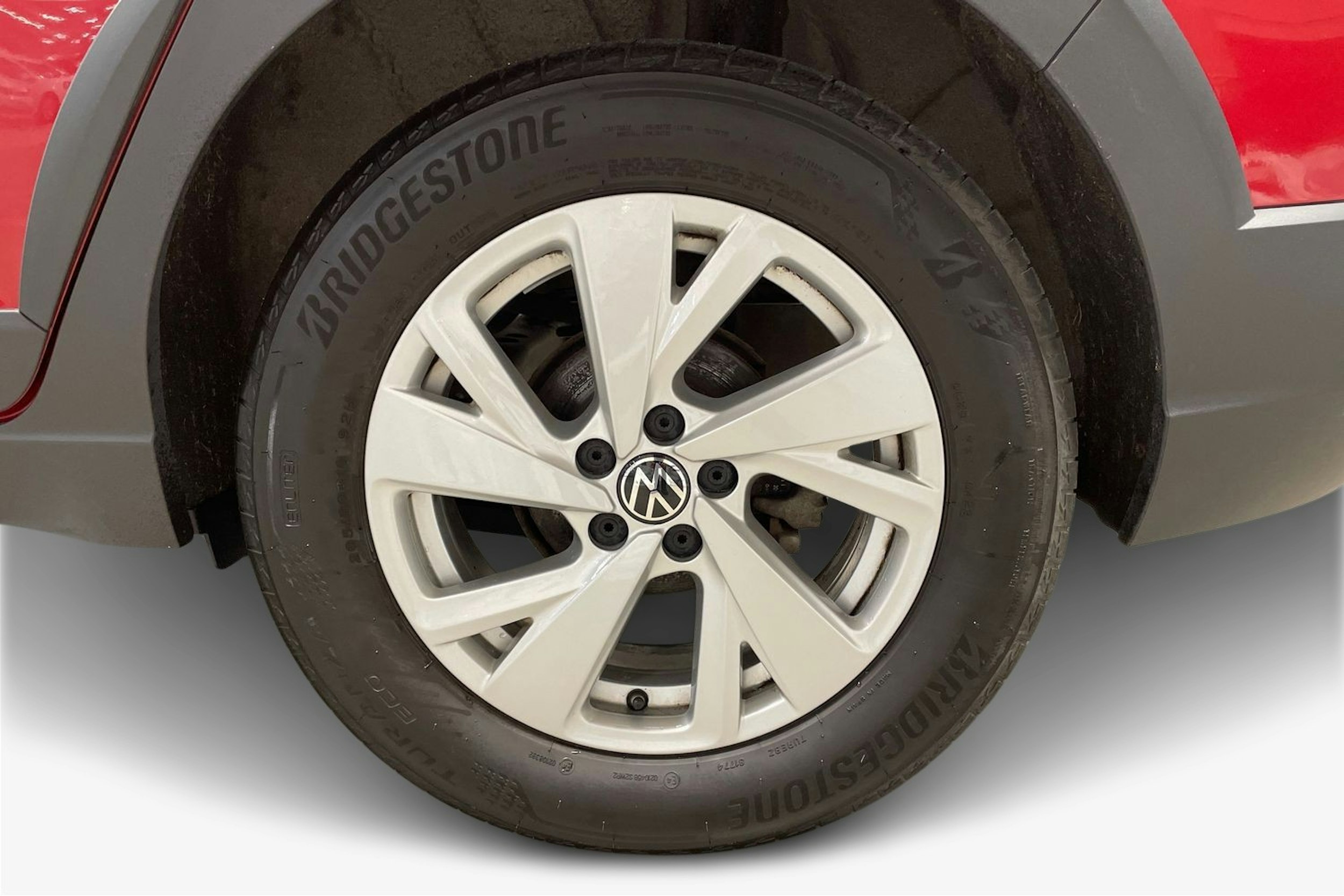 Punainen Volkswagen Taigo 2022 kuva 11.