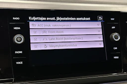 valkoinen Volkswagen Taigo 2022 kuva 21.