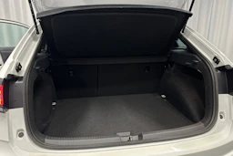 valkoinen Volkswagen Taigo 2022 kuva 26.