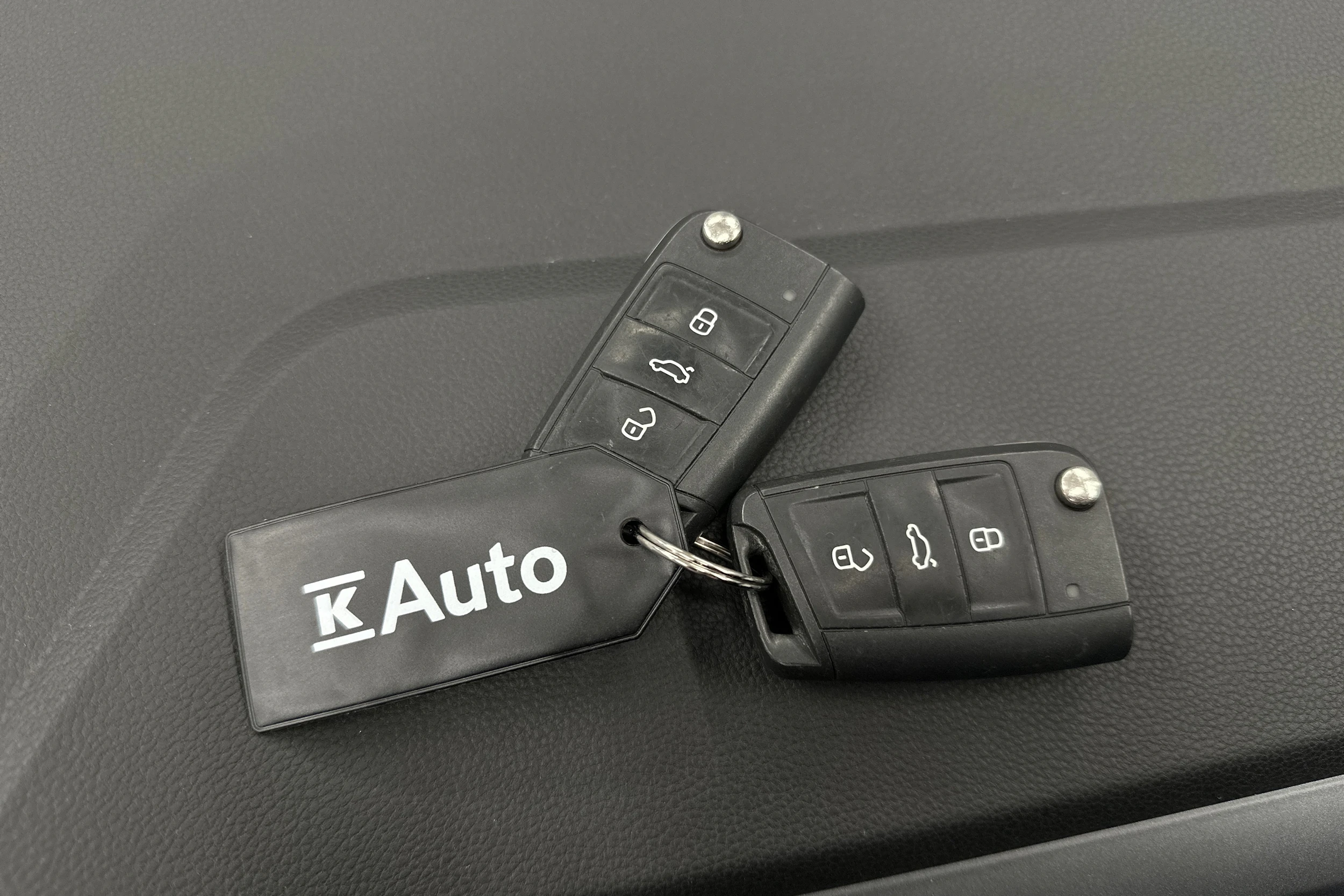 valkoinen Volkswagen Taigo 2022 kuva 27.